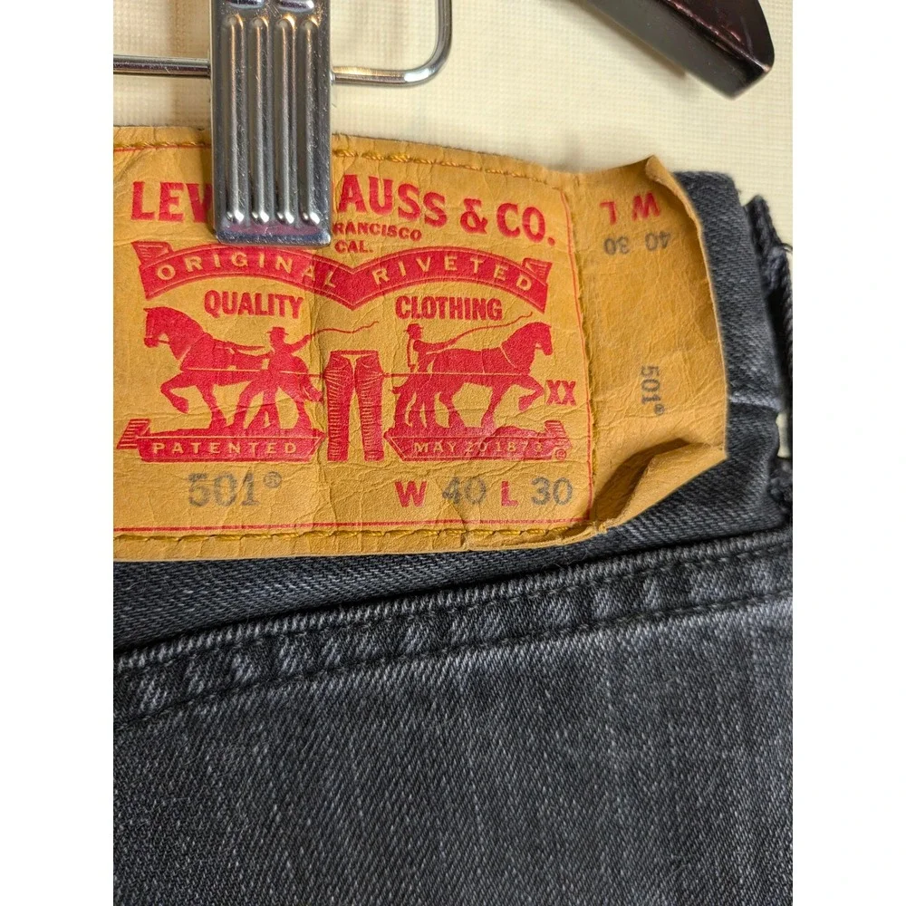 Levis 501 Original Fit Button Fly Jeans Faded Black Straight Leg 40x30
